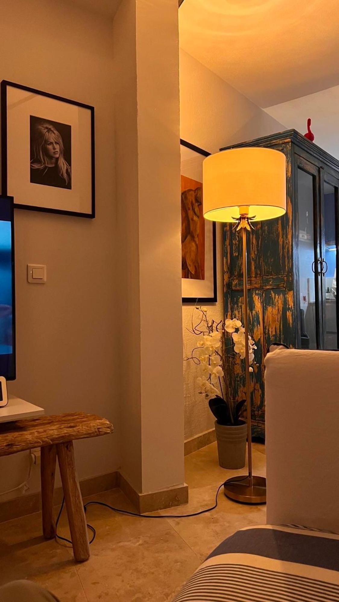Apartment / / Marines De / Saint-tropez