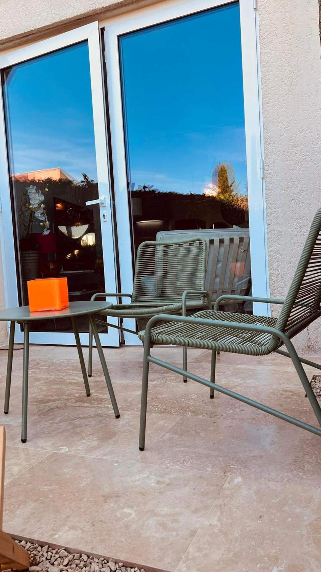 Apartment / / Marines De / Saint-tropez Gassin