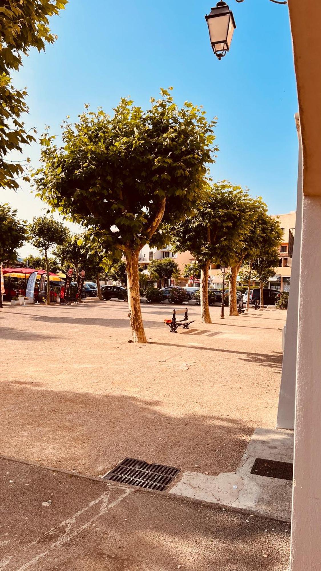 Apartment / / Marines De / Saint-tropez
