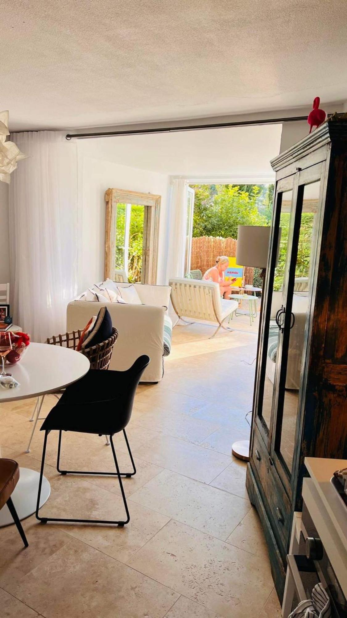 Apartment / / Marines De / Saint-tropez Gassin