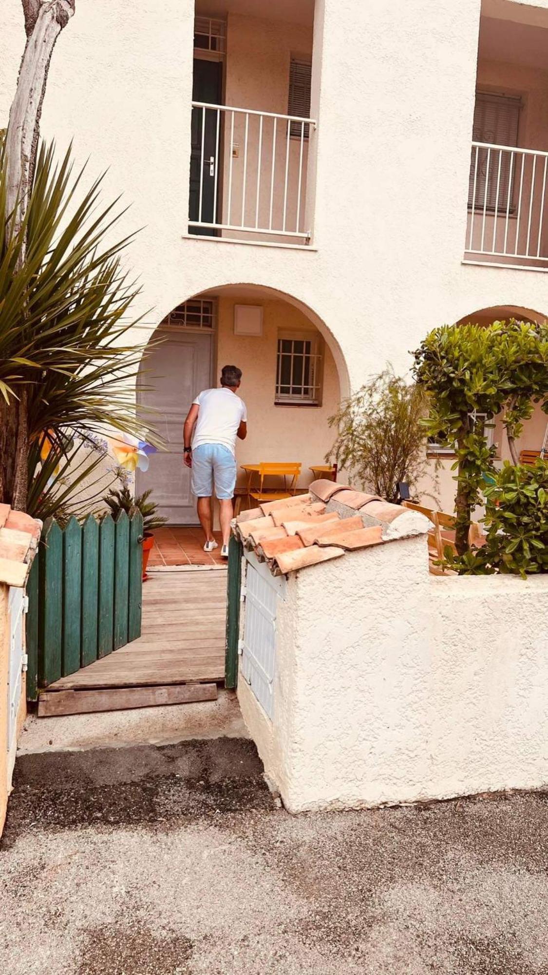 / / Marines De / Saint-tropez Gassin